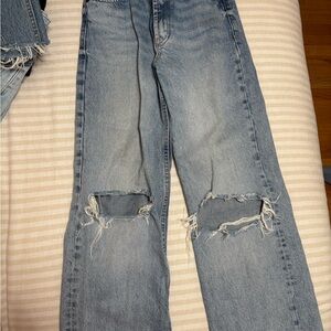 Stylish Blue Distressed Women's Jeans